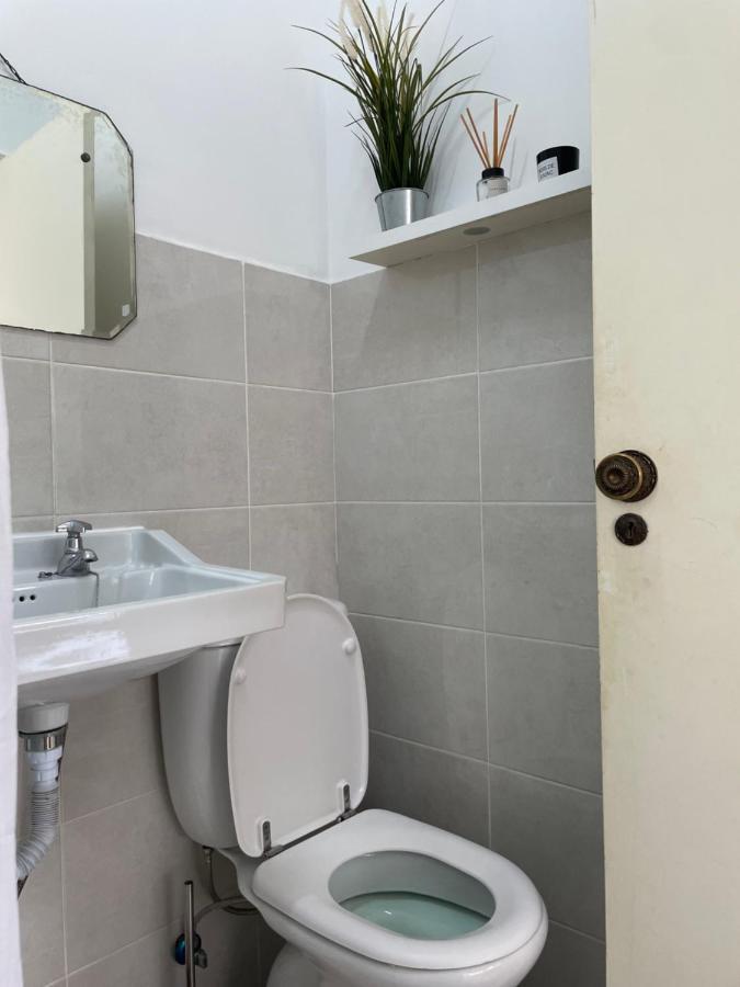 Wine Inn Carcavelos Guesthouse Екстер'єр фото